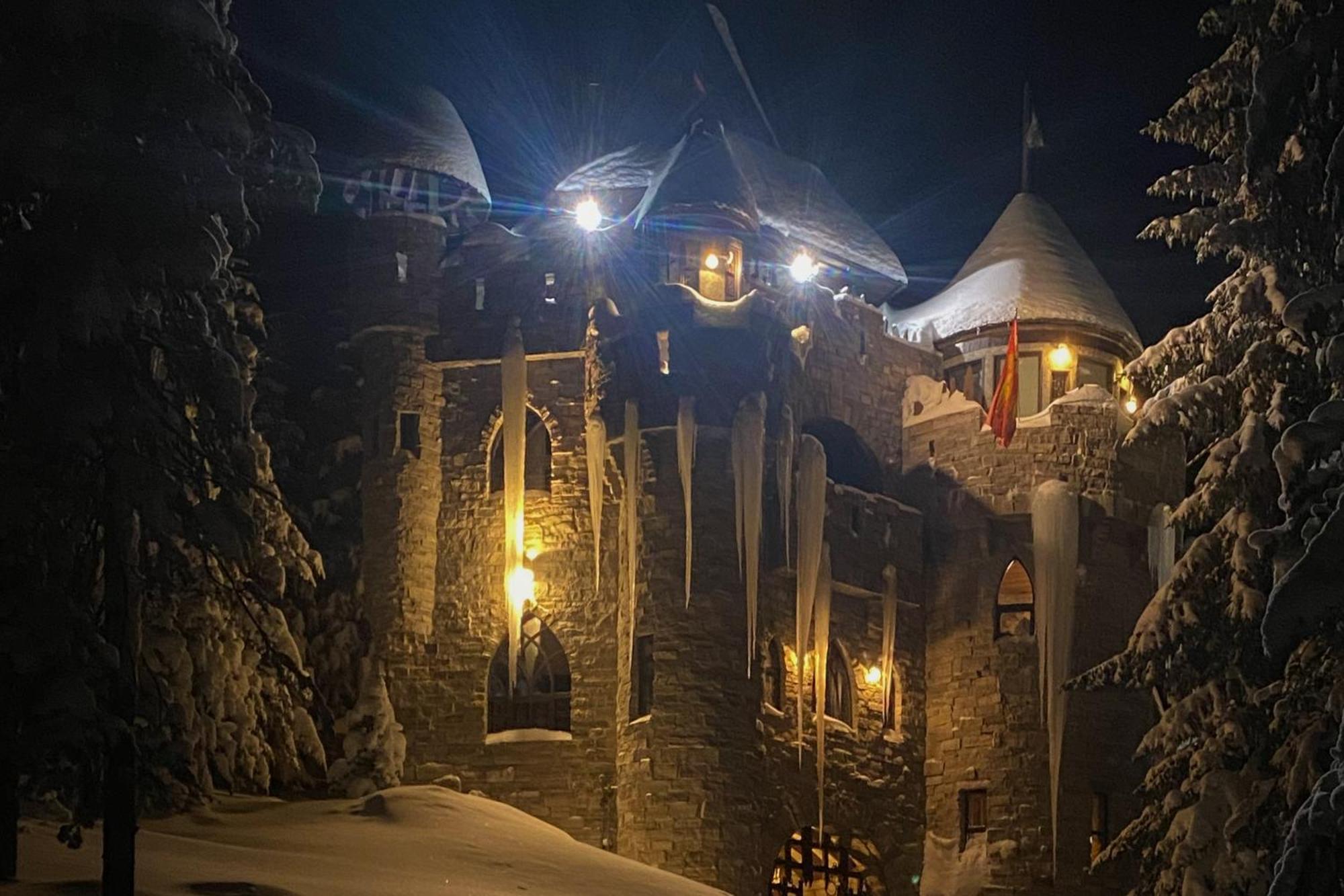 Schweitzer Castle Villa Sandpoint Buitenkant foto