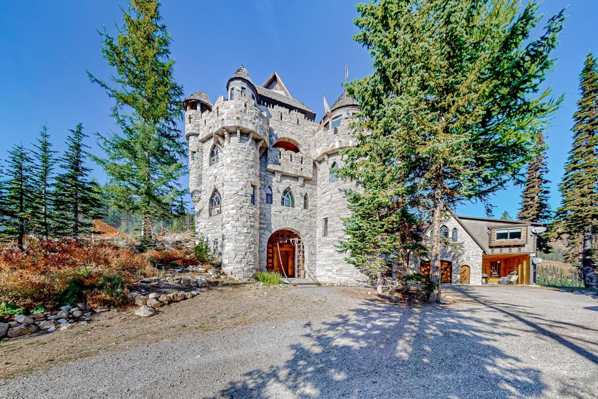 Schweitzer Castle Villa Sandpoint Buitenkant foto