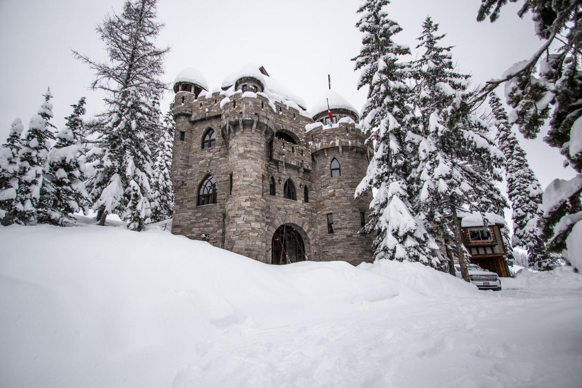 Schweitzer Castle Villa Sandpoint Buitenkant foto