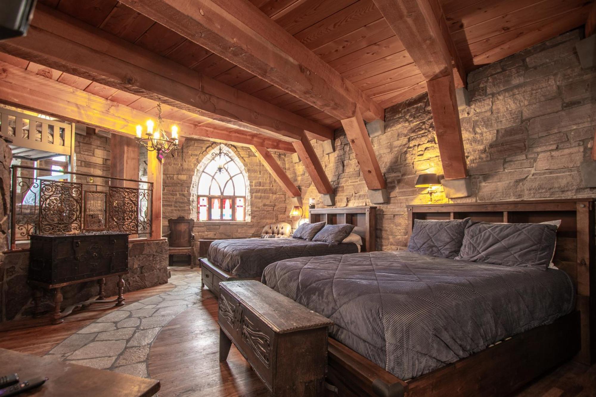 Schweitzer Castle Villa Sandpoint Buitenkant foto