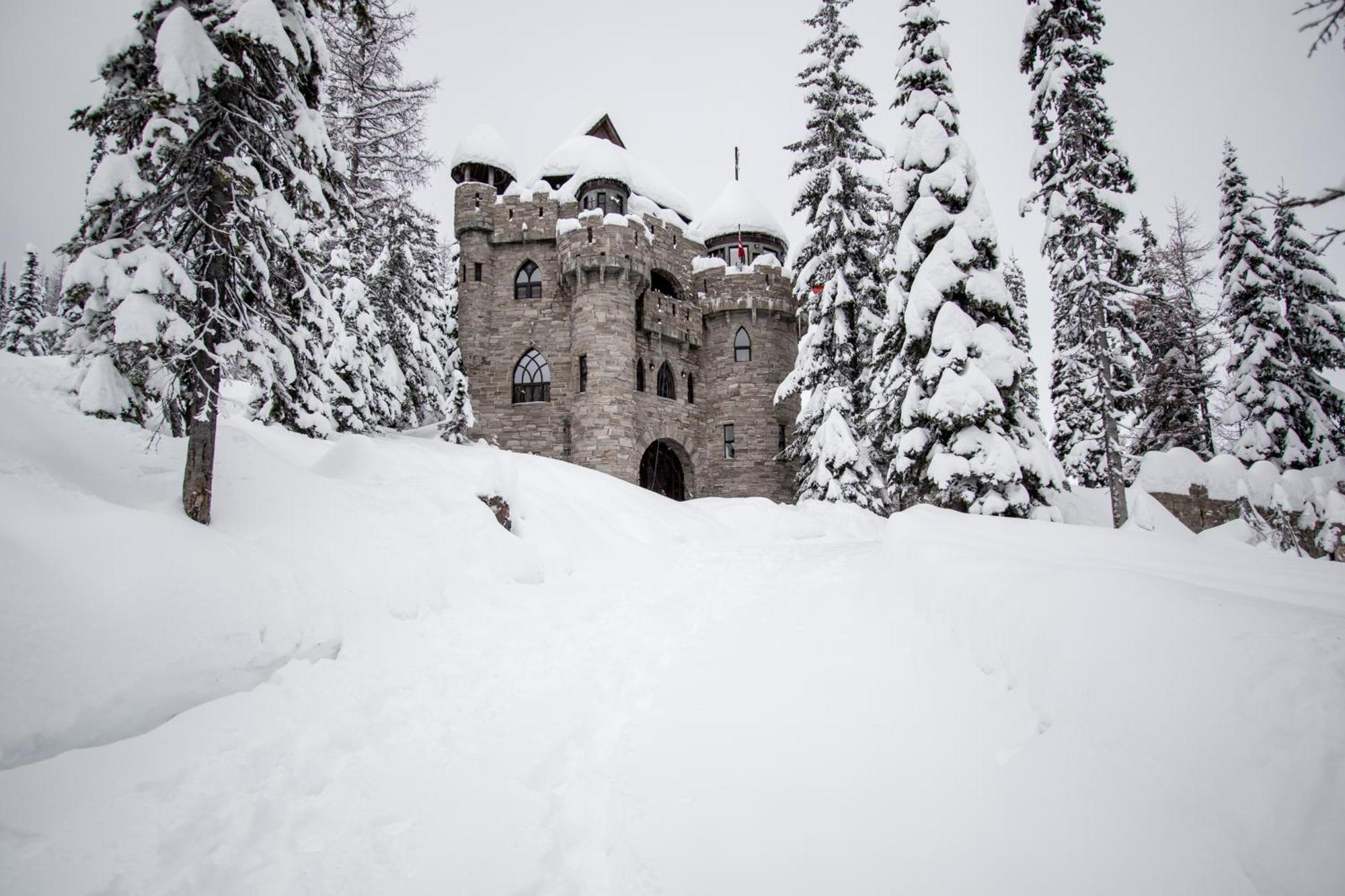 Schweitzer Castle Villa Sandpoint Buitenkant foto